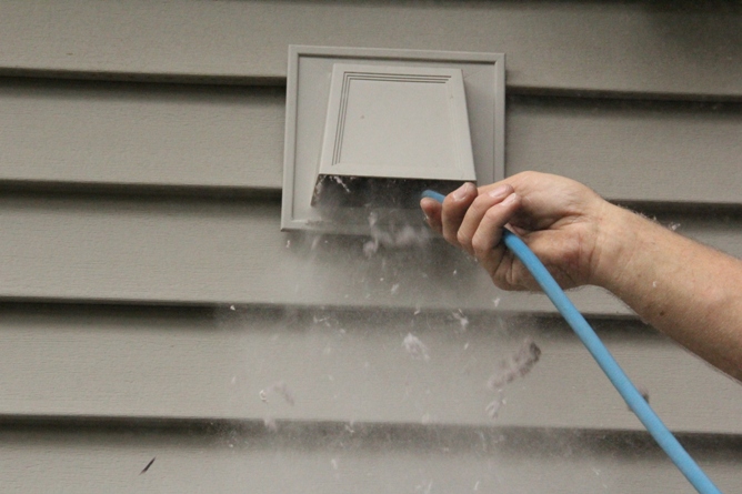 4 Excellent Reasons to Start Cleaning Your Dryer Vent